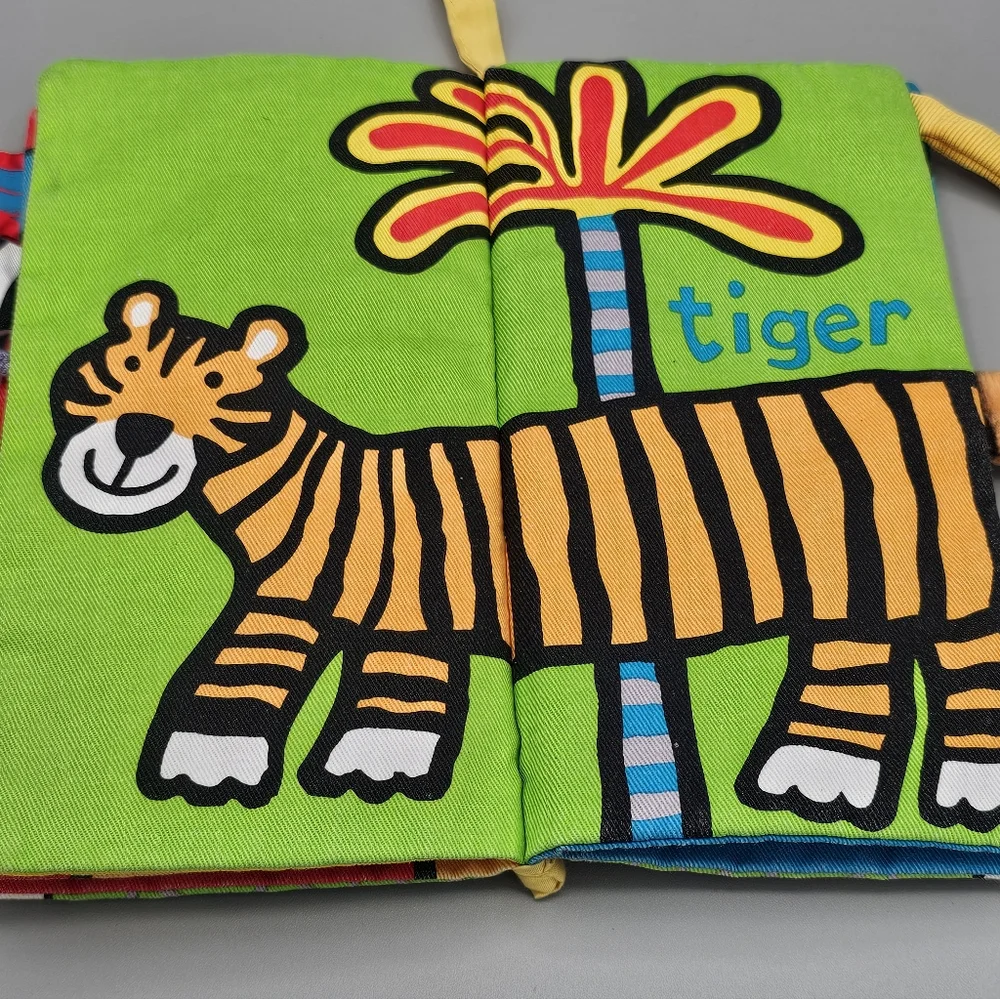 Jellycat Baby Plush Book Crinkle Jelly Kitten Cloth Jungly Tails‎ Sound Rare